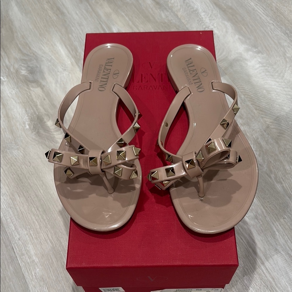 AUTHENTIC Valentino Rockstud Slippers - Picture 2 of 9